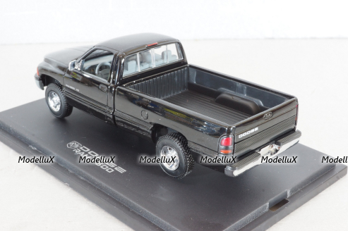 Dodge RAM 2500 1994, black, Universal Hobbies 1:43