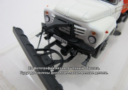 КО–713-01 поливомоечный автомобиль на шасси Зил, 2000-е г. Тверь, 113049,  DiP Models 1:43
