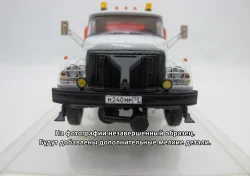 КО–713-01 поливомоечный автомобиль на шасси УАМЗ-431410, 1999 г. Томск, 113054,  DiP Models 1:43
