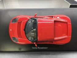 Tesla Roadster, Schuco 1:43 