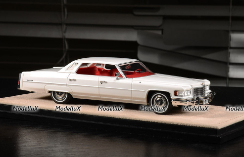 Cadillac Sedan Deville 1976, Cotillion White STM76501, Stamp models 1:43 
