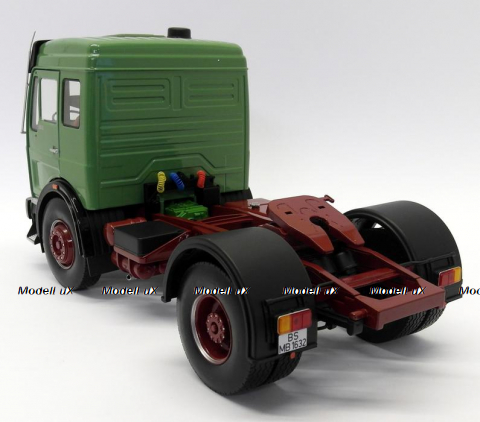 Mercedes NG 1632 1973 green, RK180042, Road Kings 1:18